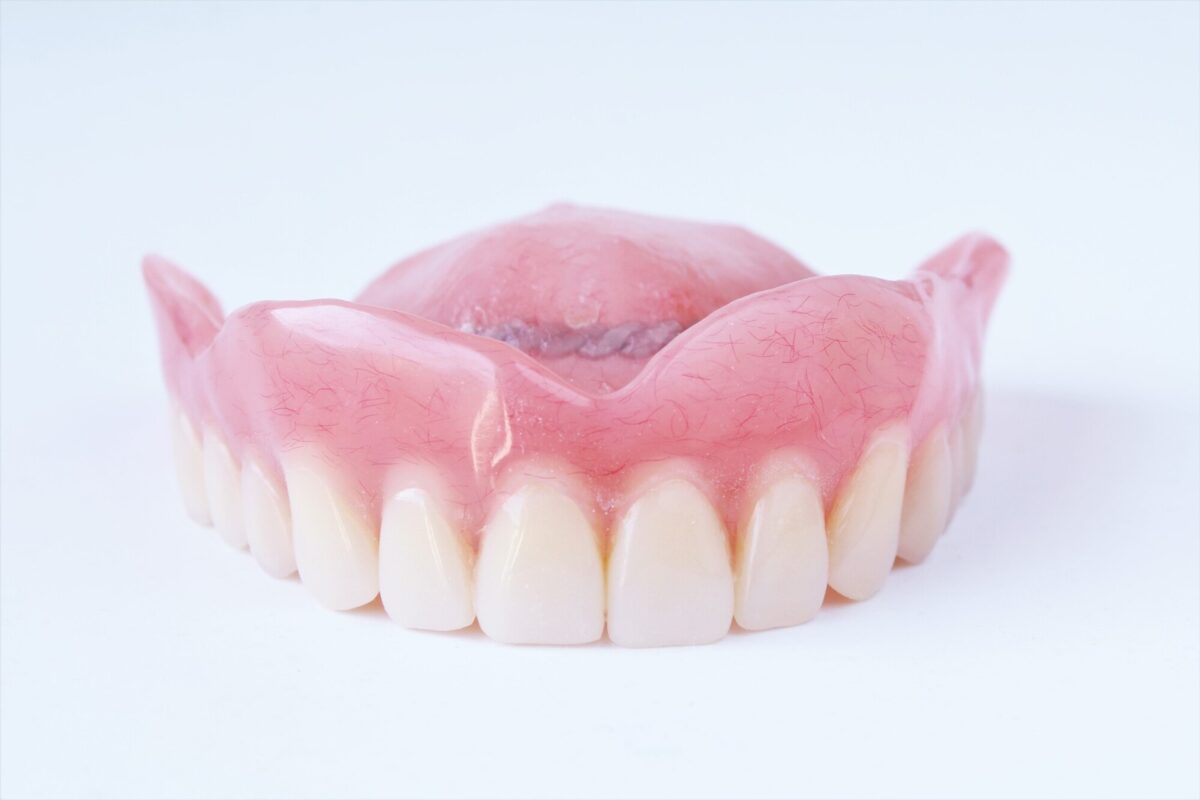 シリコーン入れ歯