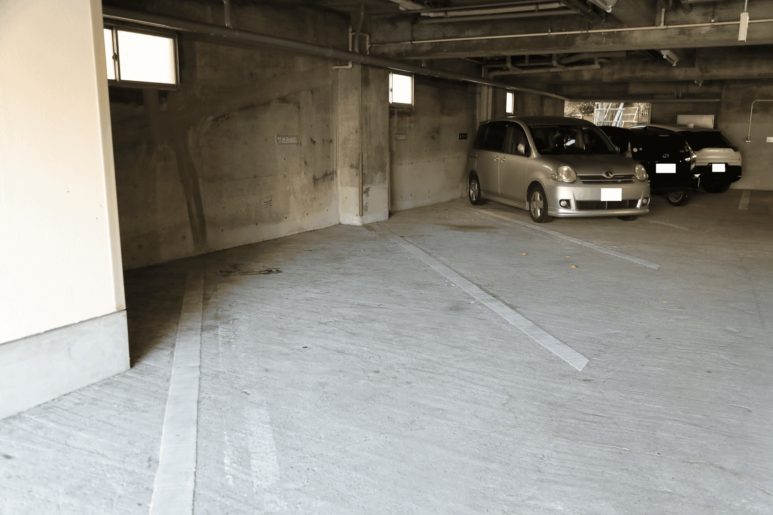 駐車場(3台)